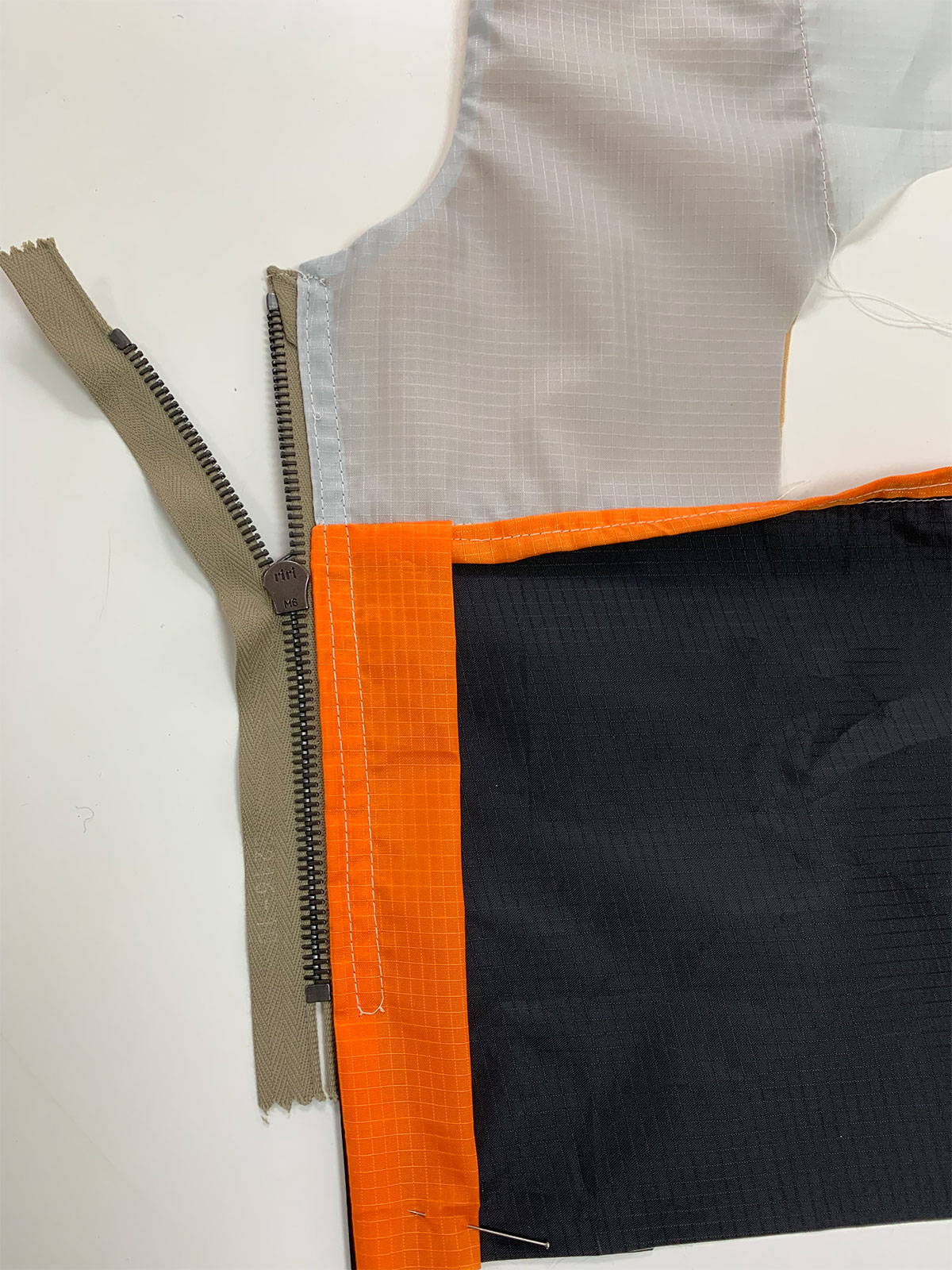 Details of the design process of the ss22 packable collection