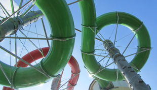 bg westfalen therme wasserrutschen außenansicht