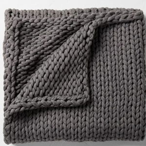 50"x70" Oversized Solid Bed Throw - Casaluna™