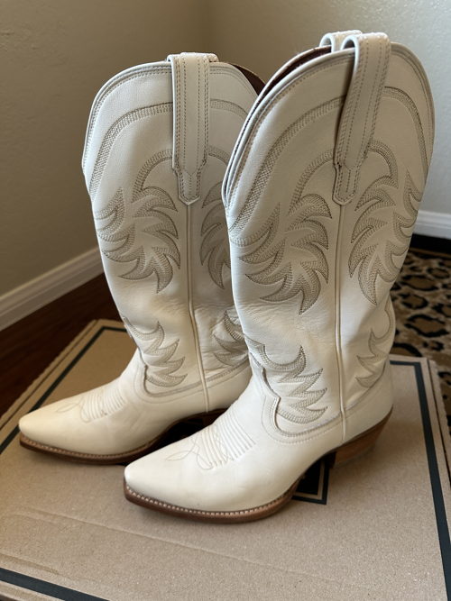 The Annie Bone Cowhide