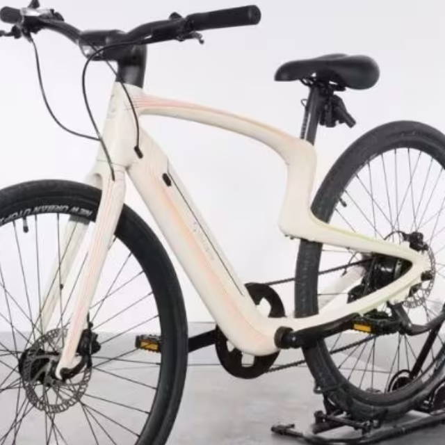 a Urtopia Carbon 1S E-Bike
