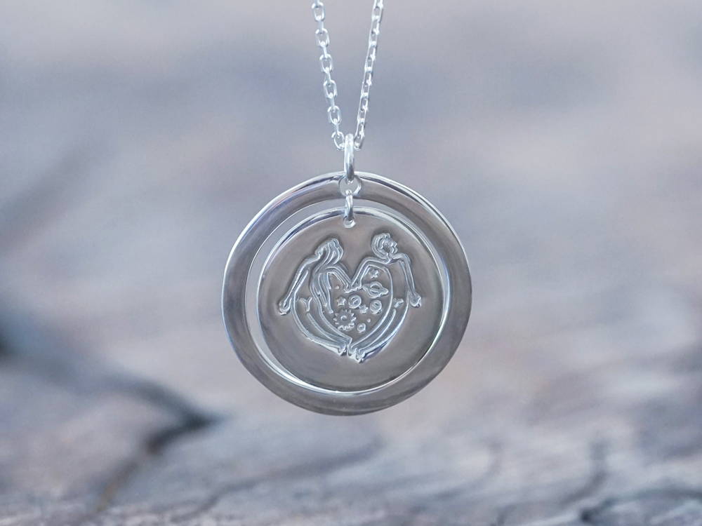 ethical-silver-coin-pendant-necklace-inner-circle