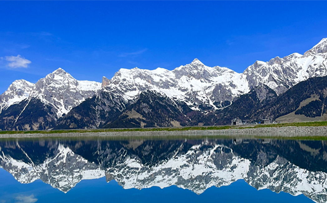 Kitzbühel
- Wandern, baden oder am Ufer entspannen: Die Freizeitmöglichkeiten am Wasser lassen in der Region Hochkönig keine Wünsche offen