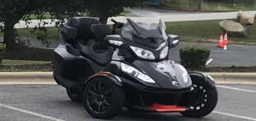 2016 CAN-AM SPYDER RT- S SPECIAL SERIES motorcycle for rent near Jonesboro , GA