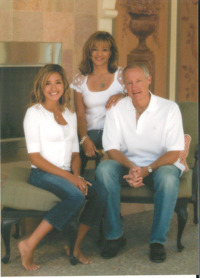 Ron and Marty Cordes, co-chairs of the Cordes Foundation, with daughter Stephanie.