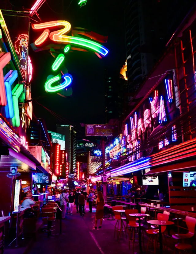 Best times for Bangkok nightlife: When to visit for maximum experience