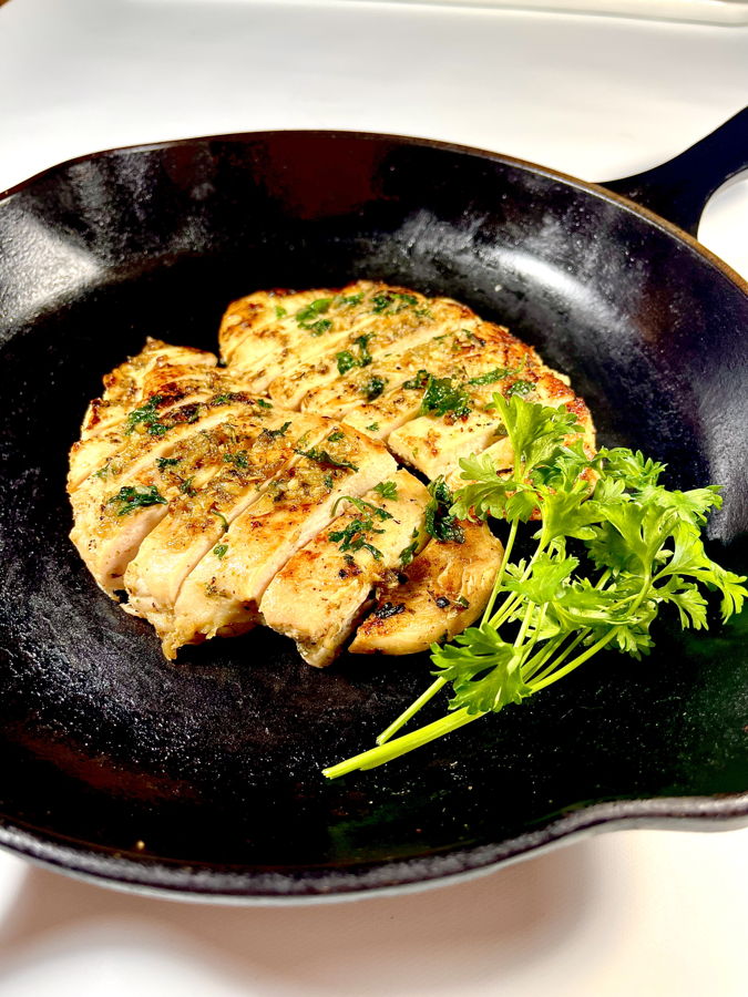 The Best Cast Iron Skillet Chicken Breast Recipe - Simplicity and a Starter