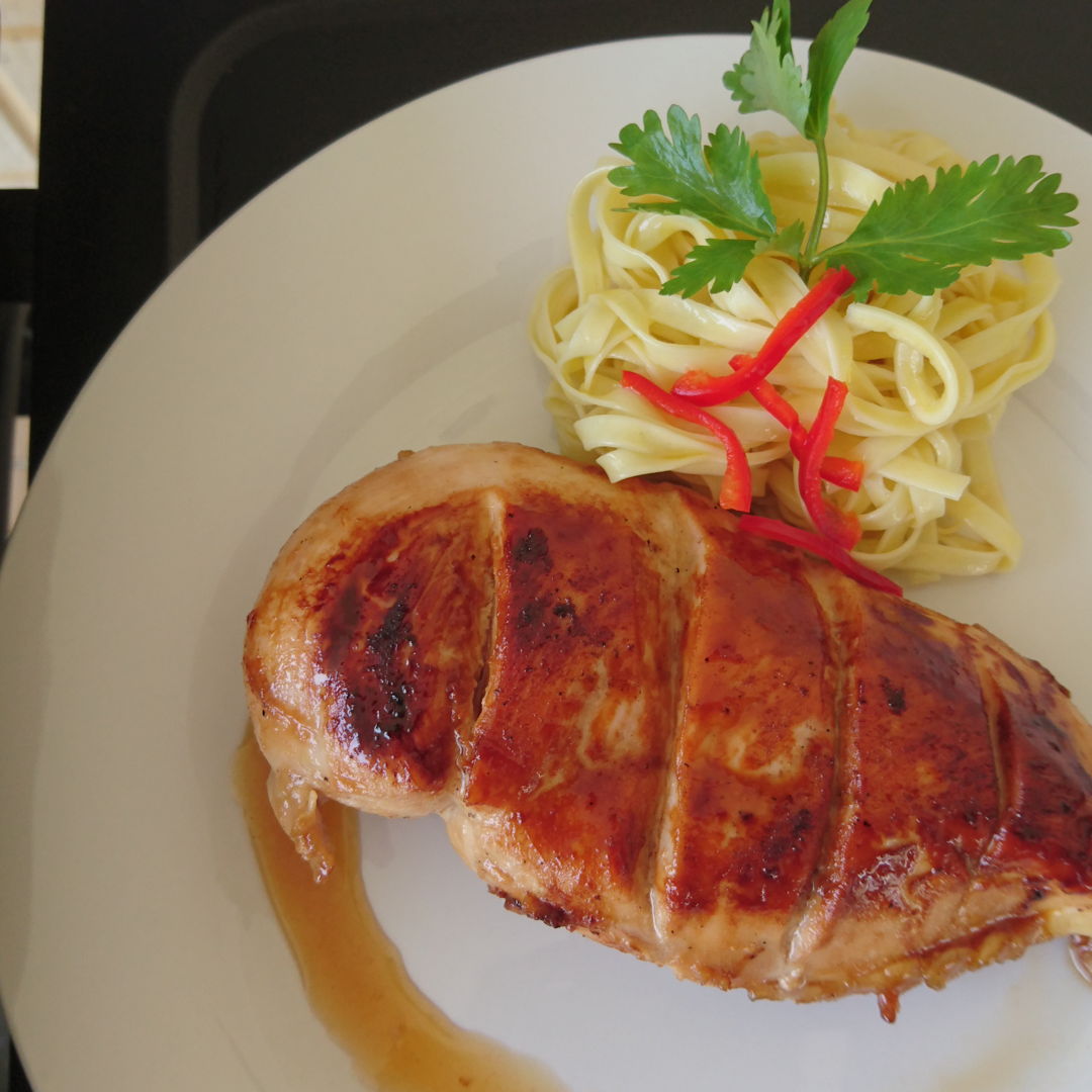 Date: 23 Dec 2019 (Mon)
52nd Main: Honey Glazed Chicken Breasts with Buttered Ribbon Noodles [154] [131.5%] [Score: 10.0]
