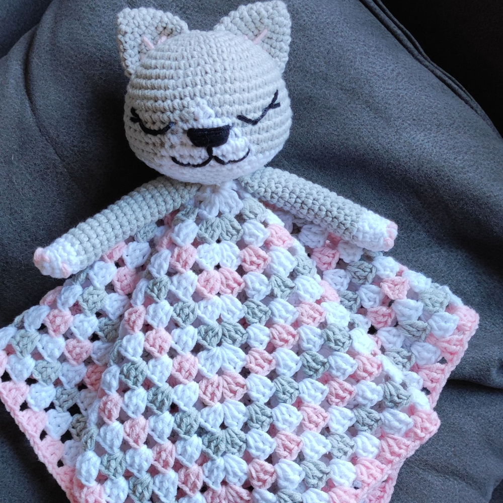 Cuddle cloth