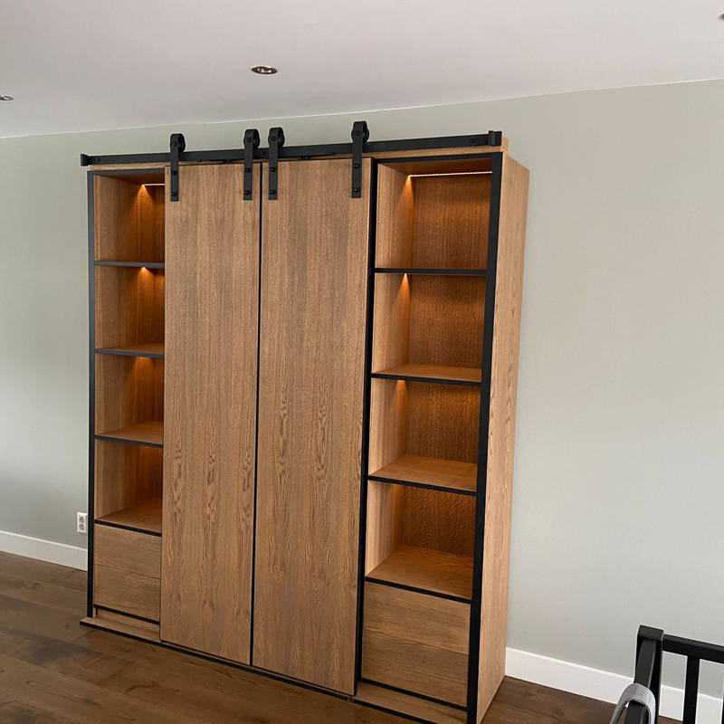 Wandkasten op maat, klantproject Houtenmeubelshop
