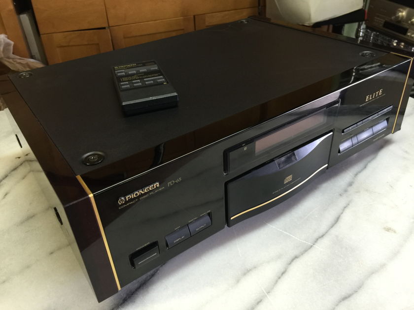 Pioneer PD-65 Elite CD Player - SWEET!