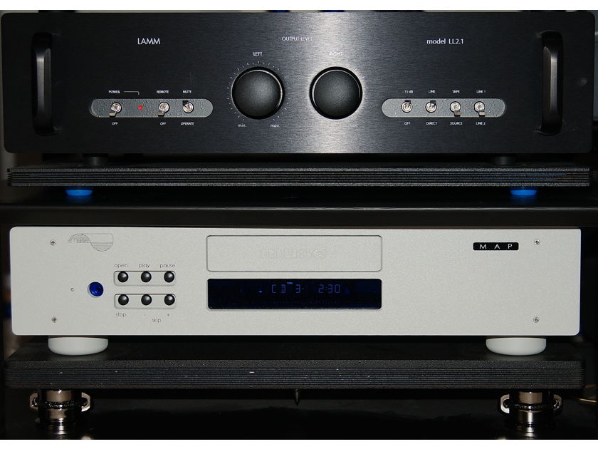 Muse Polyhymnia  Multi Format Player in standard stereo configuration