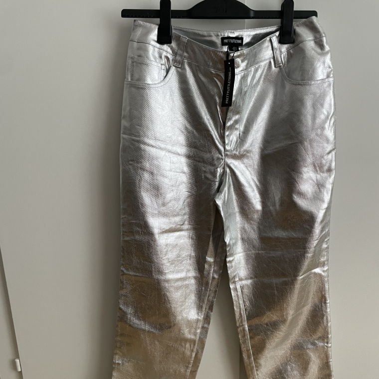 Pantalon matière cuivré argenté 