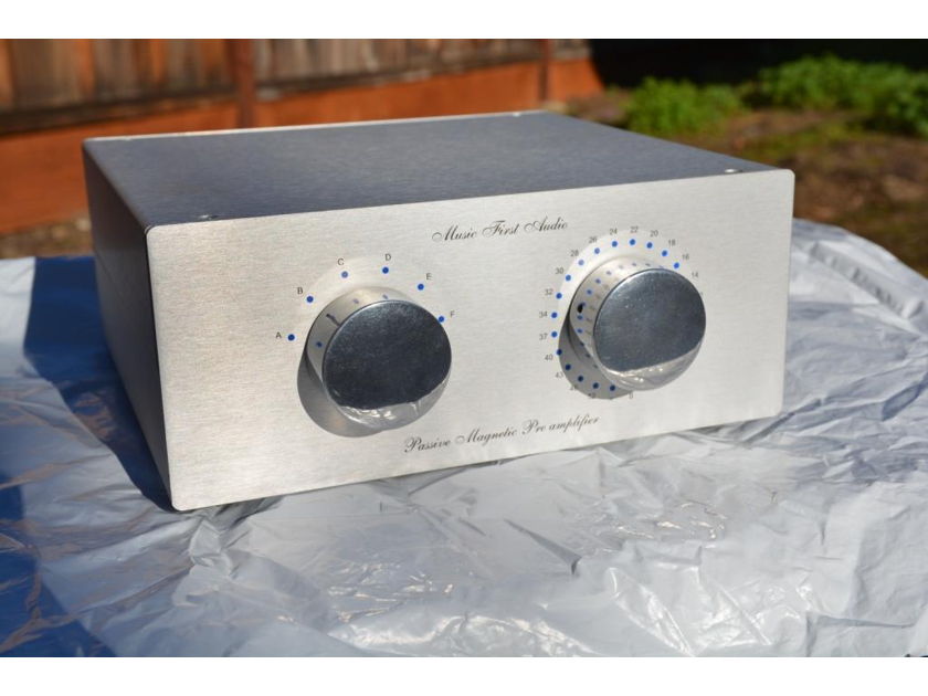 Music First Audio Classic Passive Magnetic Preamp Silver XLR/RCA outputs Excellent Condition