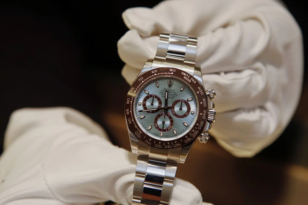 Luxury Watches and Crypto: The Pros and Cons of Both | Chrono 10:10