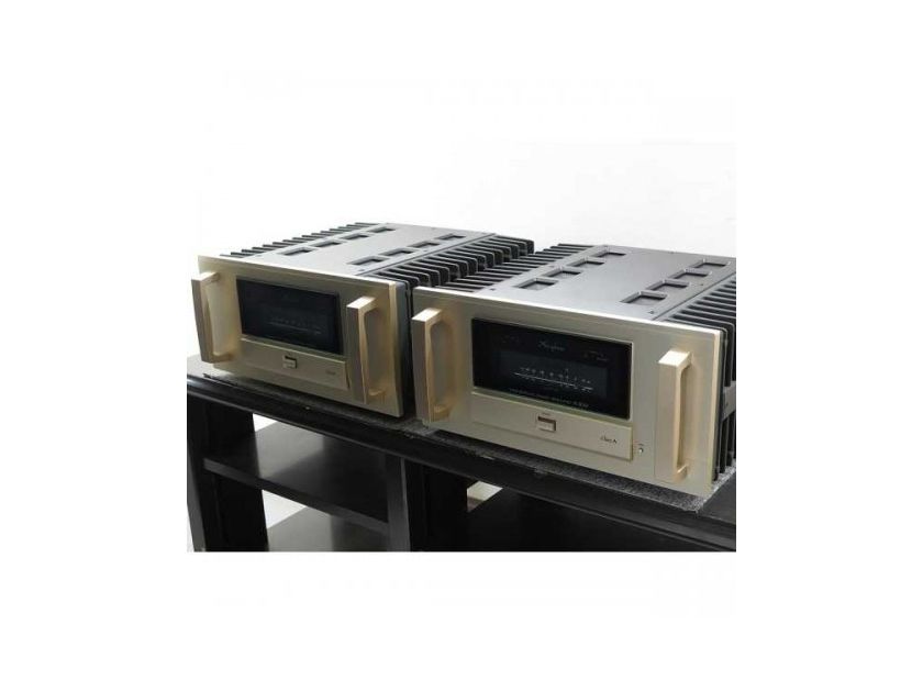 Accuphase A-200 Monoblocks 220 Voltage