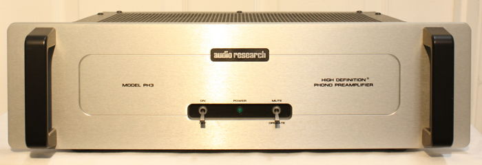 Audio Research PH-3 SE Phono Pre Amp. Silver.