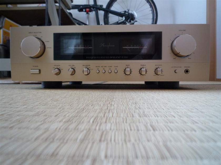 ACCUPHASE  E-250 INTEGRATED AMPLIFIER 100V