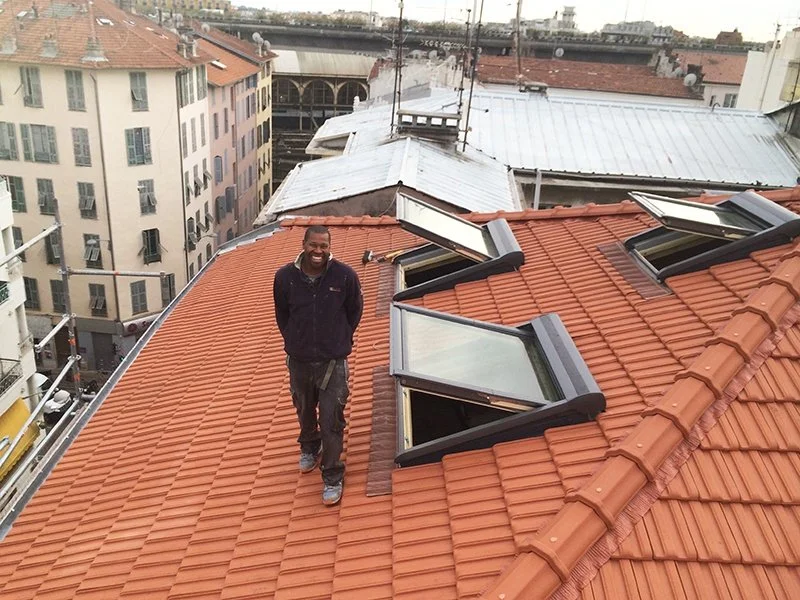 Rénovation d'une charpente et couverture en tuiles de Marseille à Nice — photo 4 sur 8 — CEG TOITURE