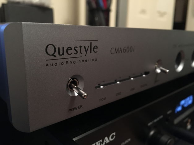 Questyle CMA600i DAC/Headphone Amp