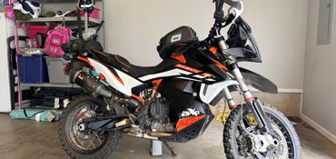 2022 KTM 890 ADVENTURE R motorcycle for rent near Young Harris, GA