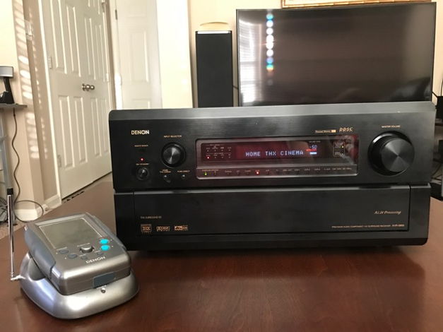 Denon AVR-5800 Minor cosmetic flaws but performs like new