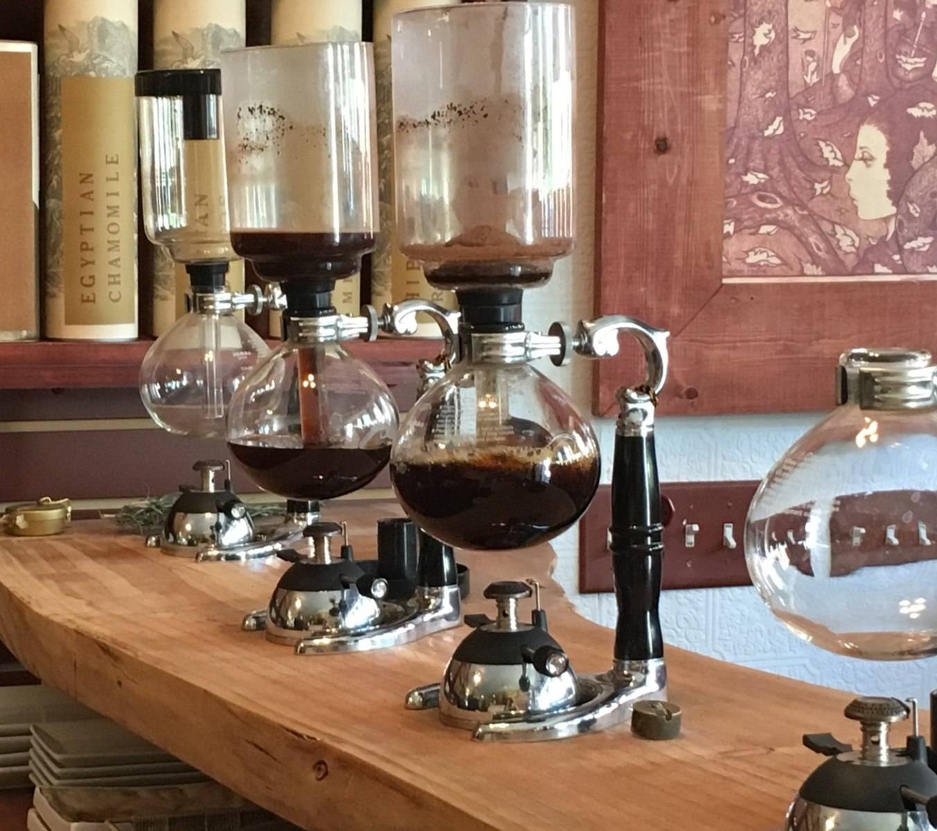 Early 18th century coffee brewing devices
