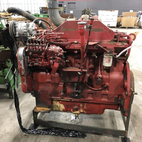 Case New Holland 8.3L Running Engine