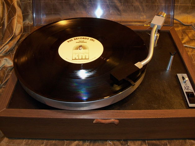 ACOUSTIC RESEARCH AR XB TURNTABLE