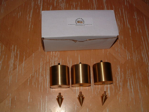 EdenSound Adjustable Height Brass Footers For Turntables