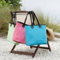 bright-color-beach-bags-are-less-likely-to-be-stolen