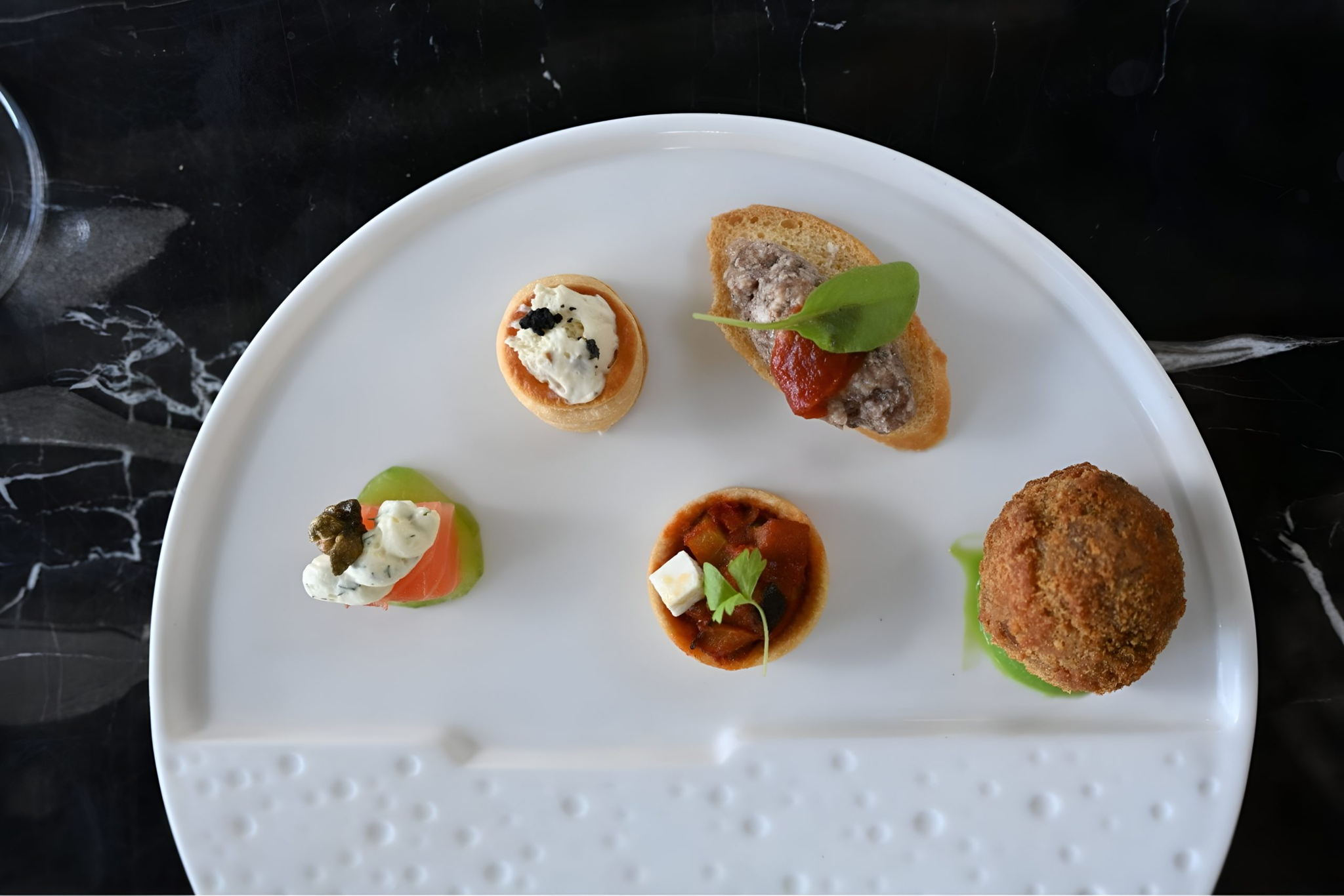 Roastbeef and The Frog at The Overflow Estate 1895 $10 Voucher - Image 6