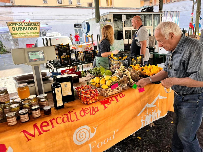 Food & Wine Tours Piano di Sorrento: Sorrento flavors: from the market to the table