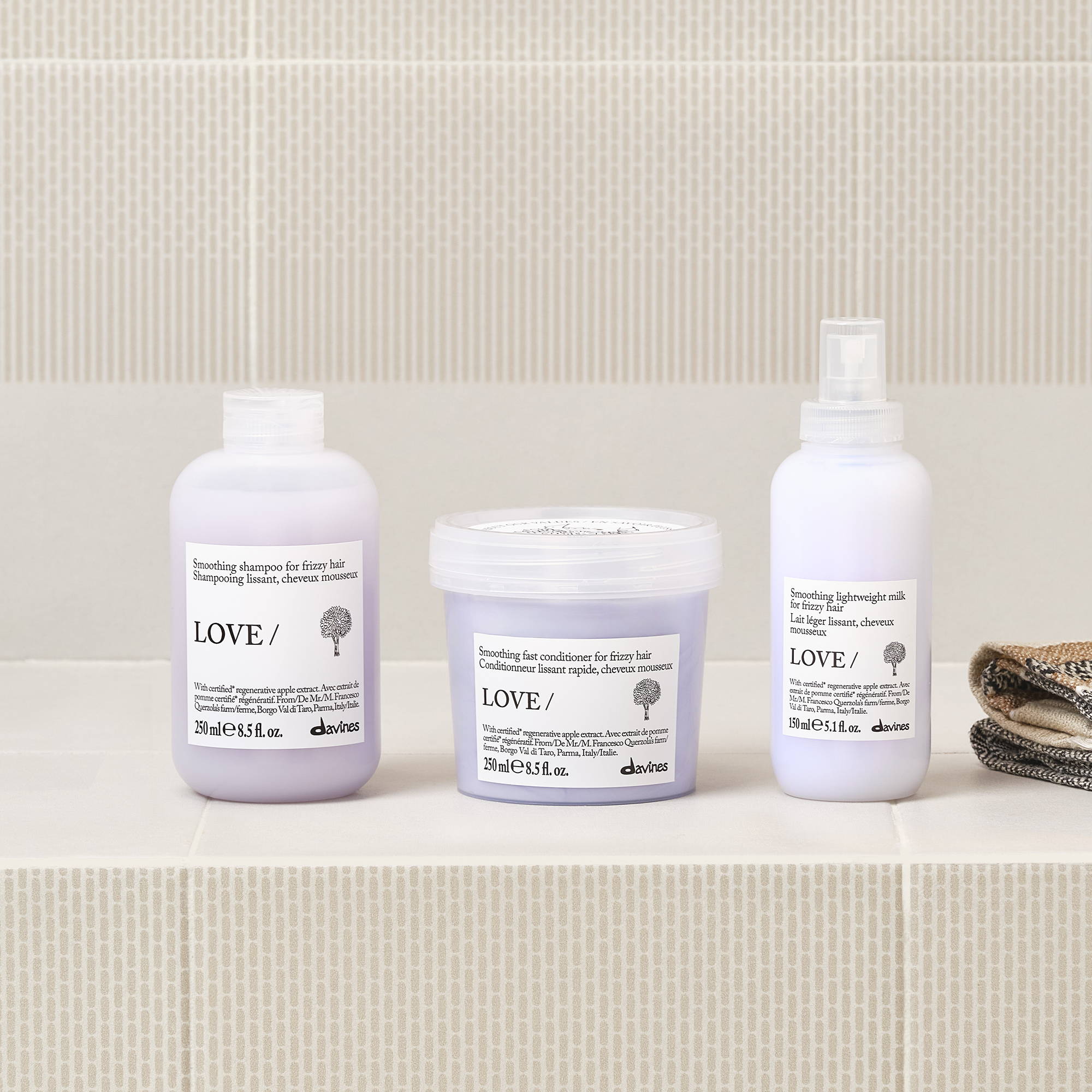 Davines LOVE SMOOTHING Shampoo, Conditioner & Lightweight Milk