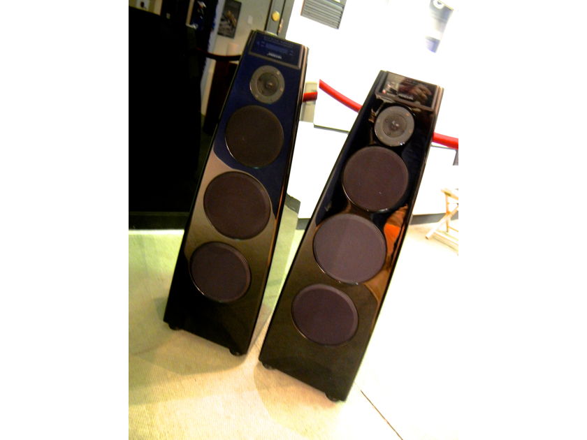 Meridian Active Digital DSP7200 Speakers In Great Shape w/boxes and Very Low Reserve
