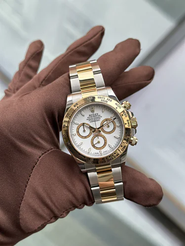 Rolex Daytona Box and Papers 2024