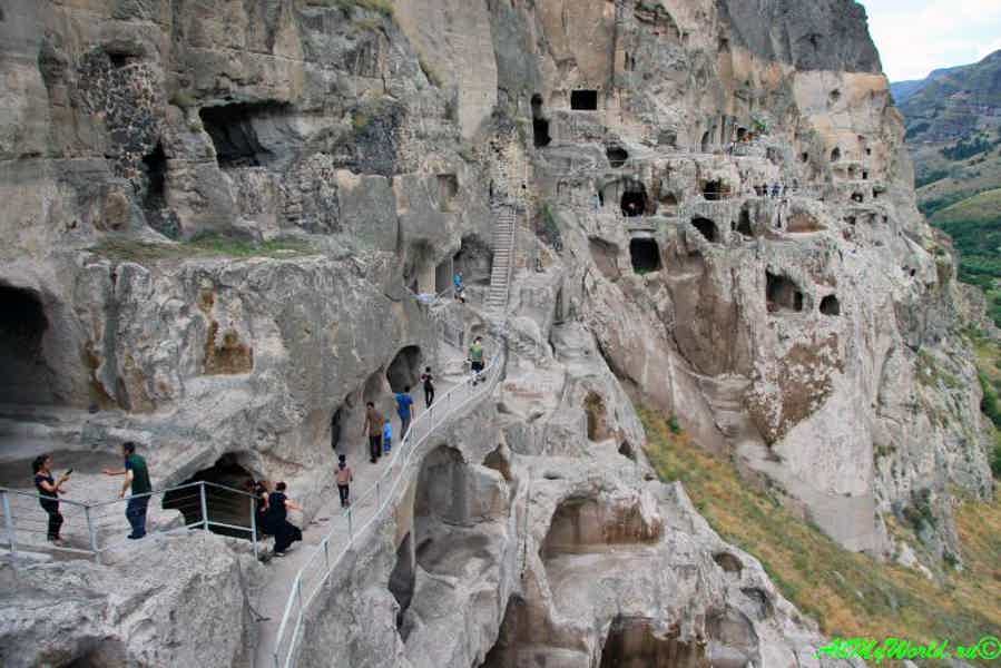 Vardzia - Rabati - Borjomi - photo 3
