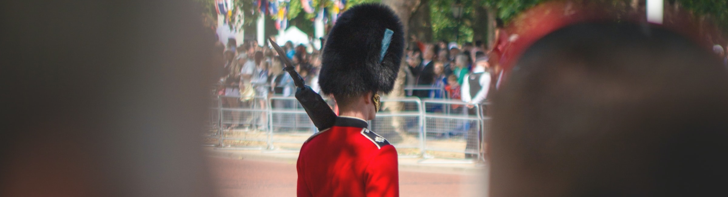 guardsman at queen's funeral
