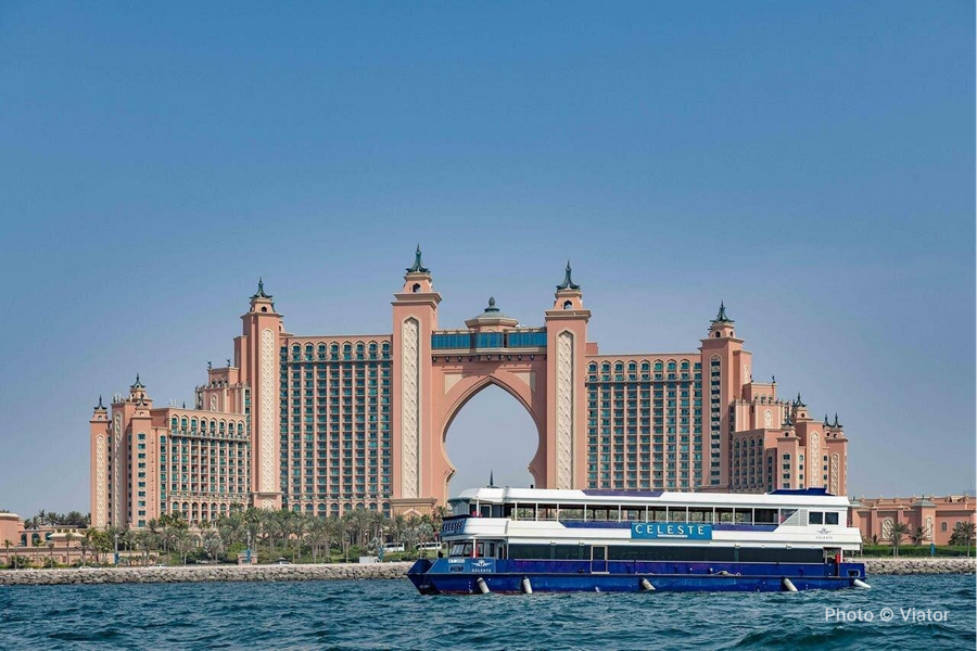Dubai Marina Luxury Dinner Cruise, Live Shows, & Open Bar - photo 1