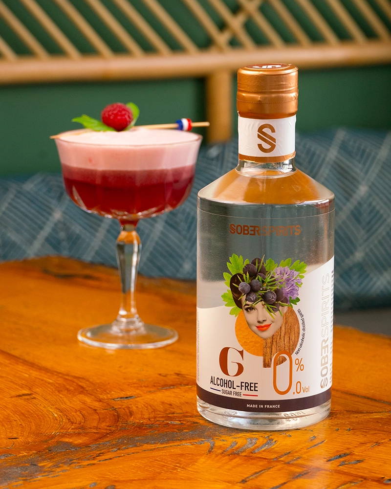 Non-alcoholic gin