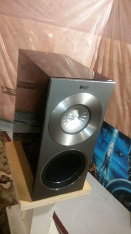 KEF  Reference 1 Speakers Gloss Piano Black With Boxes ...