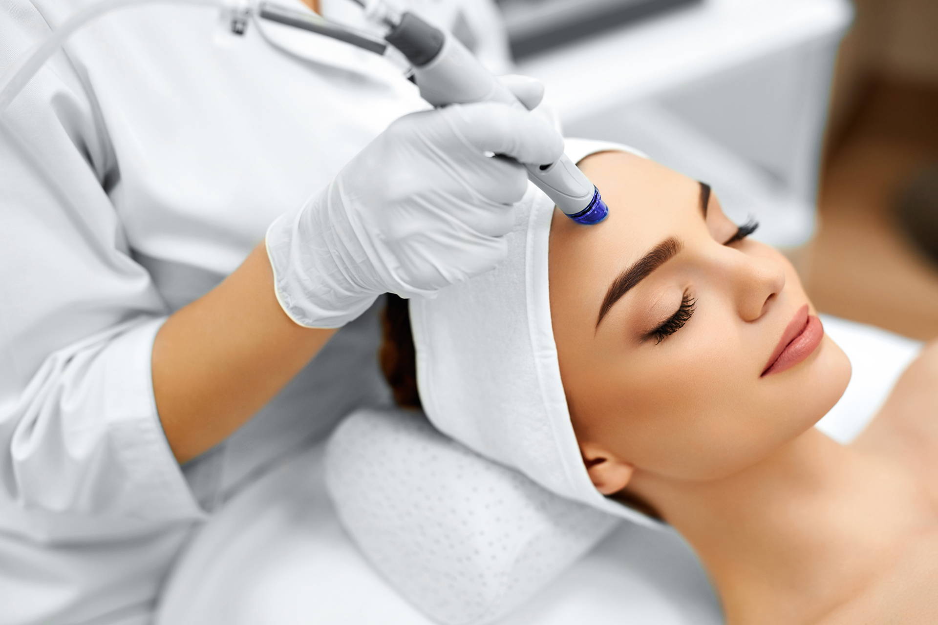 MICRODERMABRASION | Skincraft