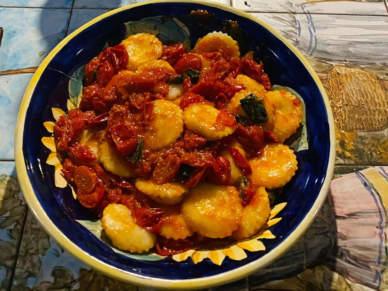 Corsi di cucina Anacapri: Un’estate a Capri: tra mani in pasta e tiramisù