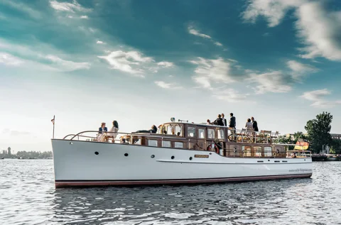 1h Boutiquestyle-Cruise on the Electric Fitzgerald