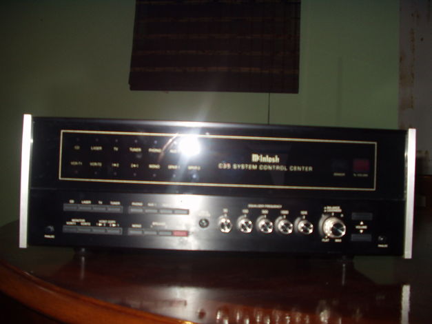 Mcintosh C-35 Preamp in good condition