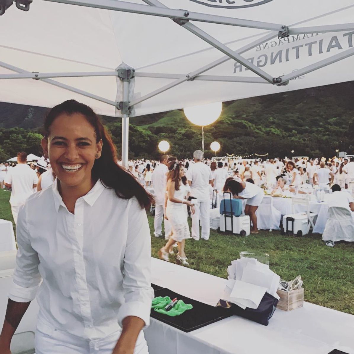 dinner en blanc kualoa