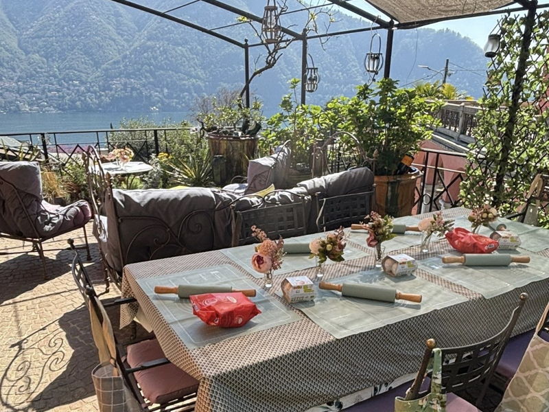 Clases de cocina Cernobbio: Curso de pasta fresca y tiramisú con aperitivo y vistas al lago