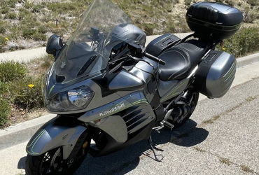 2016 KAWASAKI CONCOURS 14 ABS motorcycle for rent near San Jose, CA