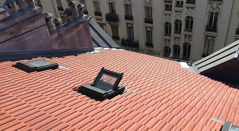 Rénovation de la couverture en tuiles de Marseille d’un bâtiment à Nice – Clemenceau — photo 6 sur 18 — CEG TOITURE