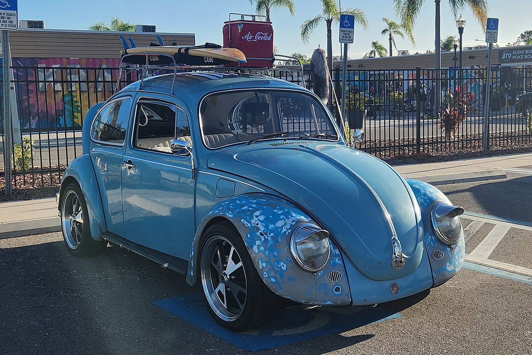 blue volkswagen beetle on black machined klassik rader 914 wheels